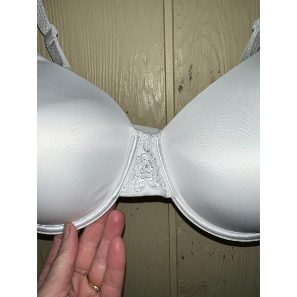 44C Vanity Fair Bra T-Shirt Beauty Back Full Figure Underwire Smoothing White - Picture 7 of 9
